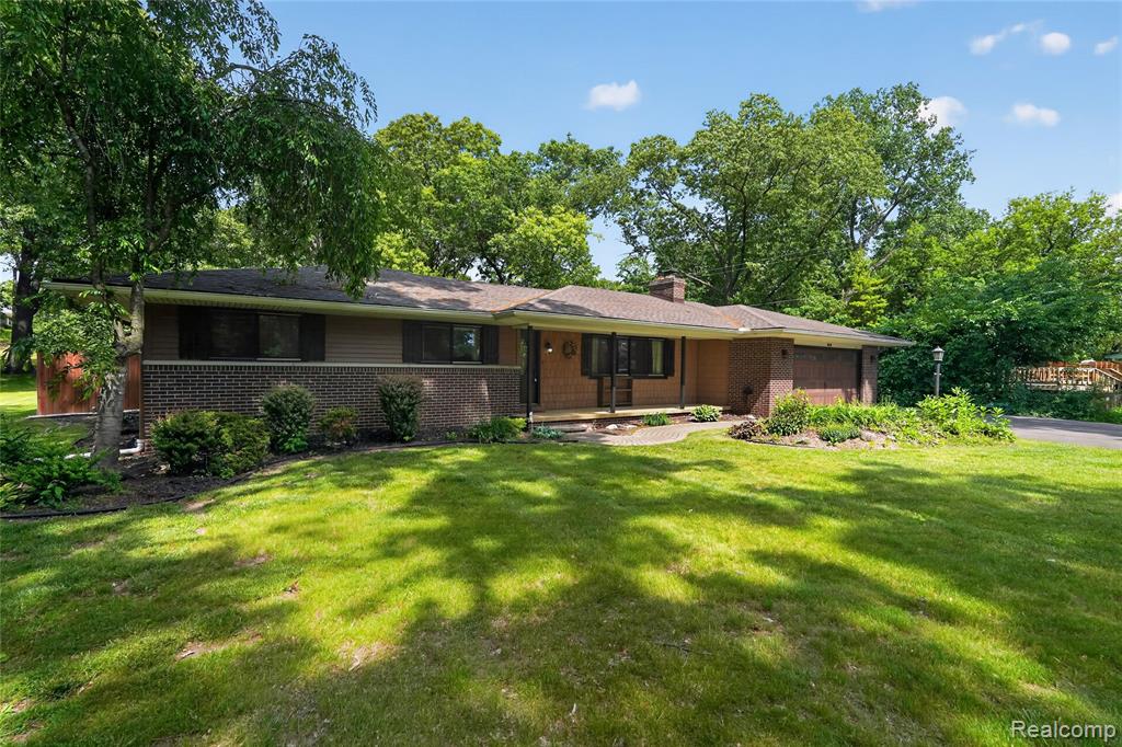 8668 Cooley Beach Drive, White Lake, MI — Photo 2
