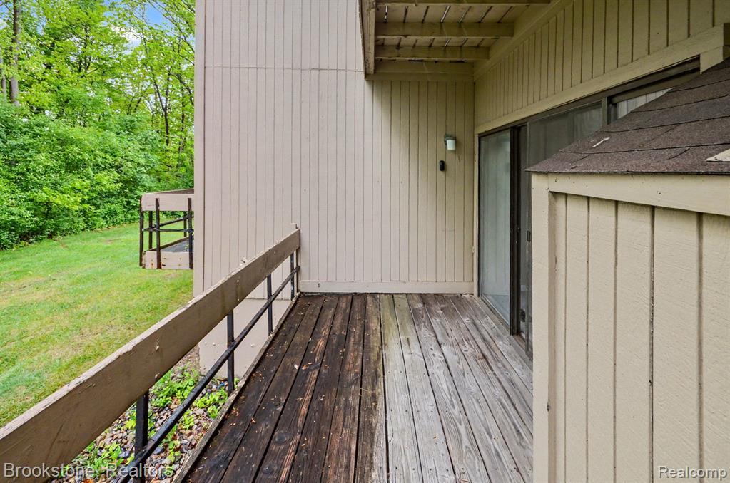 7440 Azalea Court, West Bloomfield, MI — Photo 23