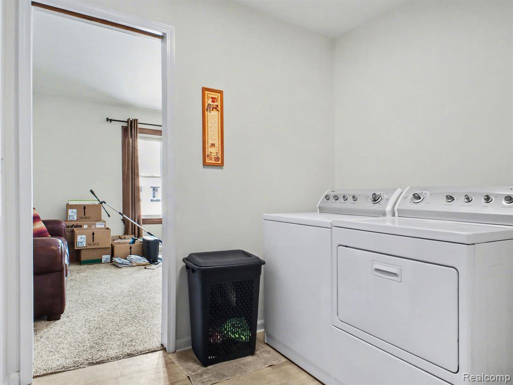 3230 Woodvalley Drive, Flushing, MI 48433 — Photo 28