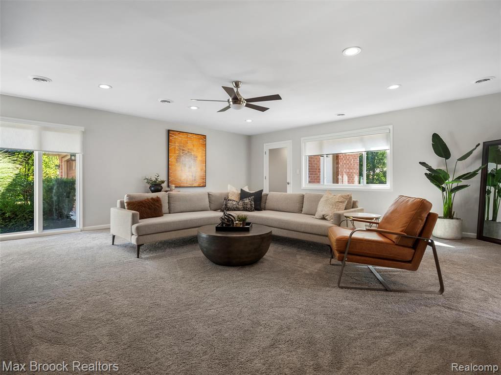 4740 Burnley Drive, Bloomfield Hills, MI 48304 — Photo 14