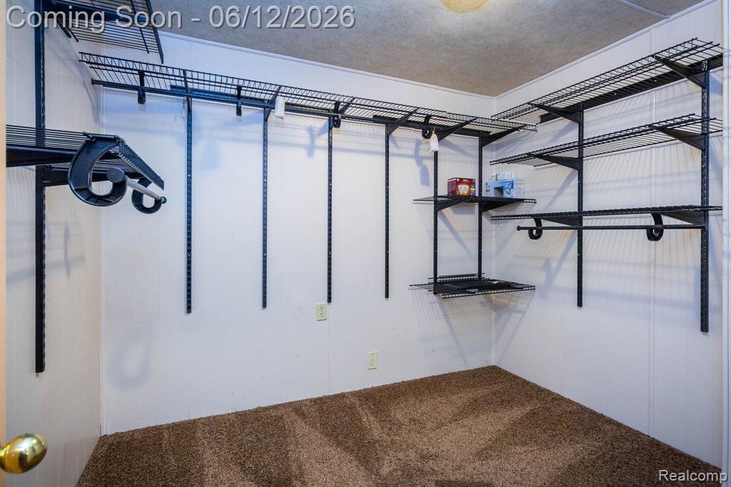 4062 Lexington Drive, Trenton, MI 48183 — Photo 27