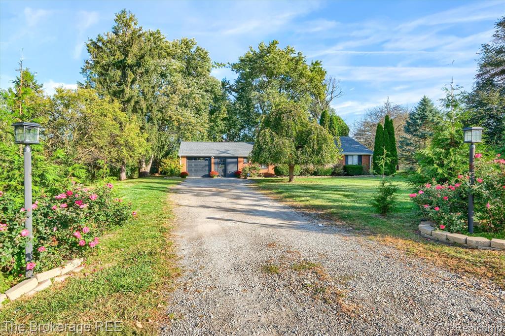 9223 Lapeer Road, Davison, MI 48423 — Photo 2