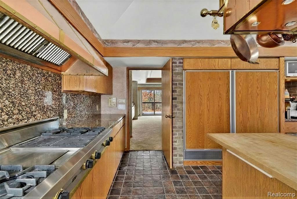 2551 Patterson Lake Road, Pinckney, MI 48169 — Photo 44