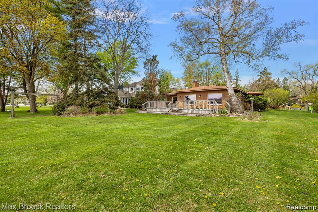 6351 Alden Drive, West Bloomfield, MI 48324 — Photo 7