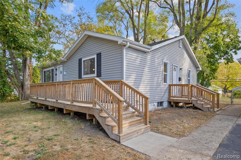 790 Cameron Avenue, Pontiac, MI 48340 — Photo 2