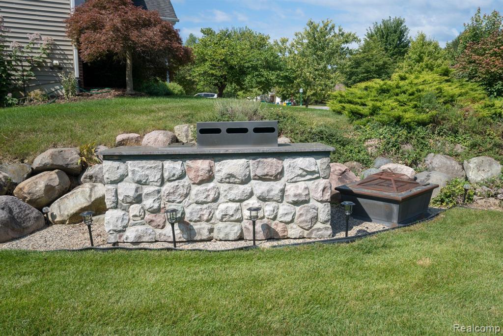 7427 LAKE Street, Dexter, MI 48130 — Photo 41