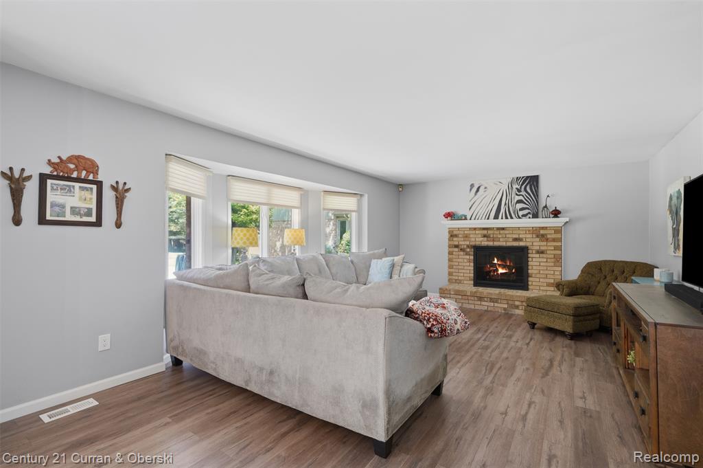 47008 Cider Mill Drive, Novi, MI — Photo 21