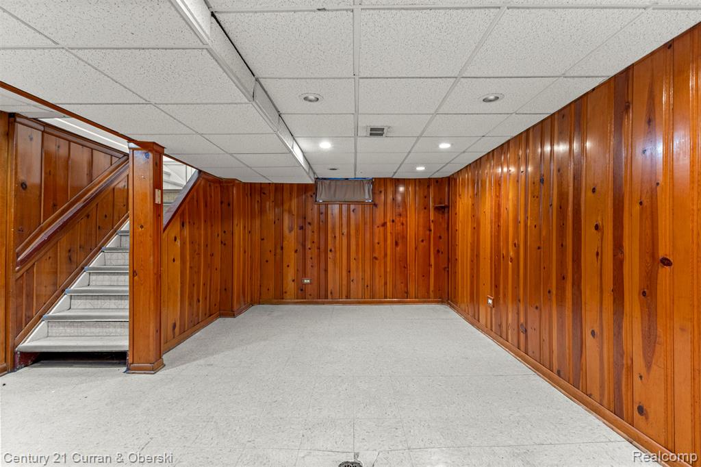 9804 Hubert Avenue, Allen Park, MI 48101 — Photo 18