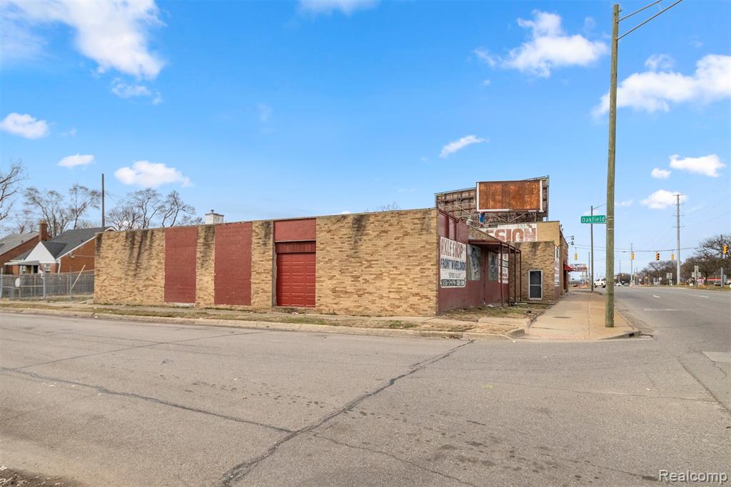 17521 W 8 Mile Road, Detroit, MI 48235 — Photo 9