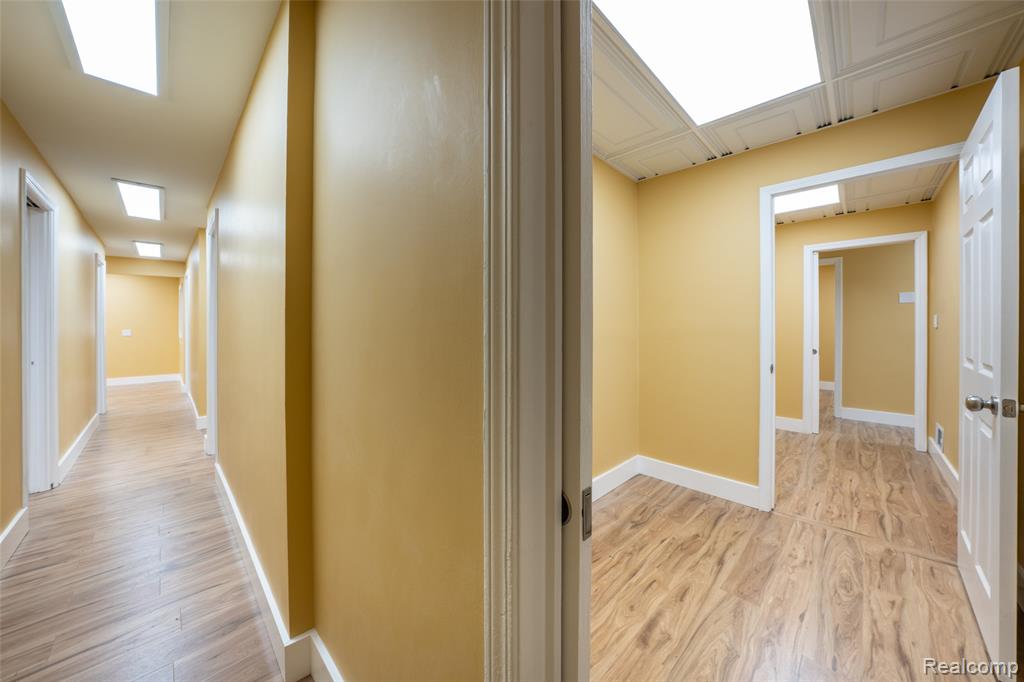 1095 W Huron Street, Waterford, MI 48328 — Photo 32