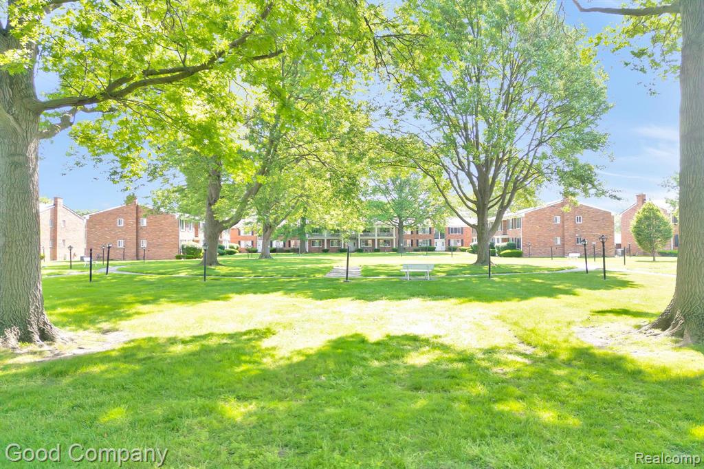 29628 Hoover Road, Warren, MI 48093 — Photo 31