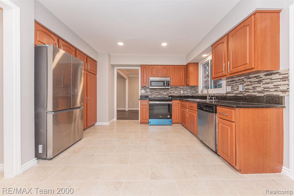 17148 PON VALLEY Drive, Northville, MI 48168 — Photo 56