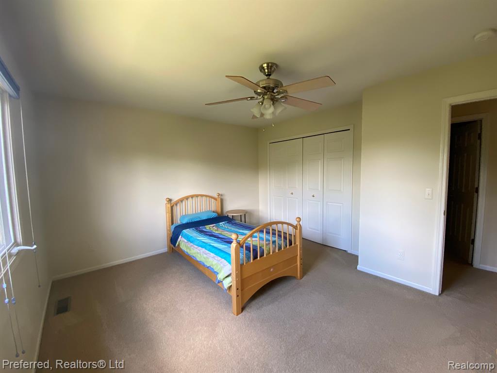 8360 OPAL Drive, Westland, MI — Photo 24