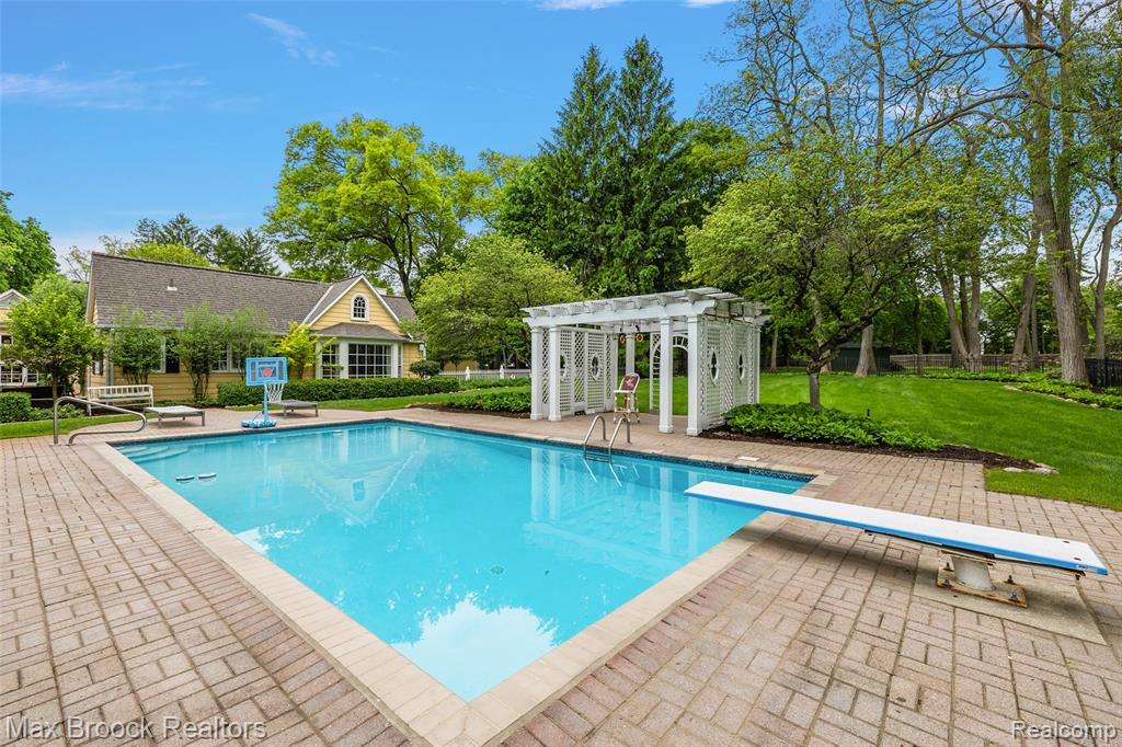 760 Lone Pine Road, Bloomfield Hills, MI 48304 — Photo 44