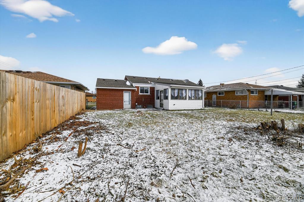 17314 Collinson Avenue, Eastpointe, MI 48021 — Photo 36