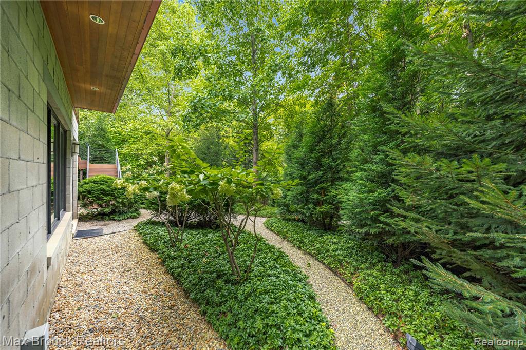 601 Dewey Street, Birmingham, MI 48009 — Photo 39