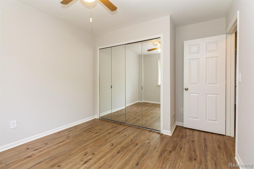 23278 Stromp Court, Trenton, MI 48183 — Photo 22