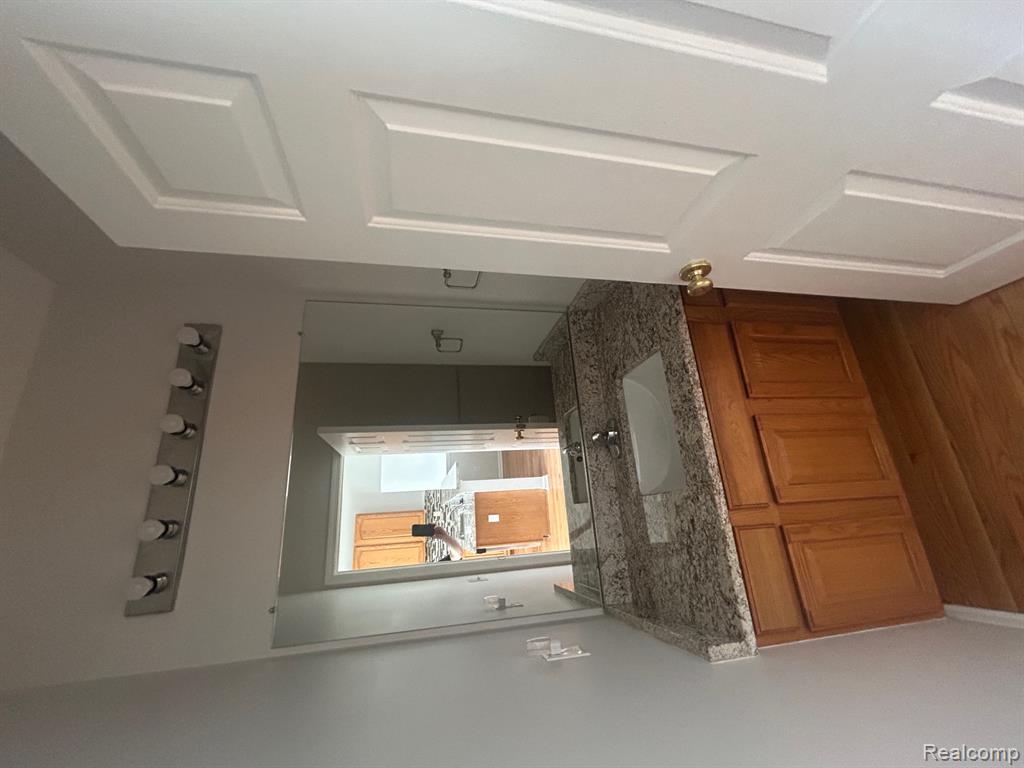674 CHERRY ORCHARD Road, Canton, MI 48188 — Photo 16