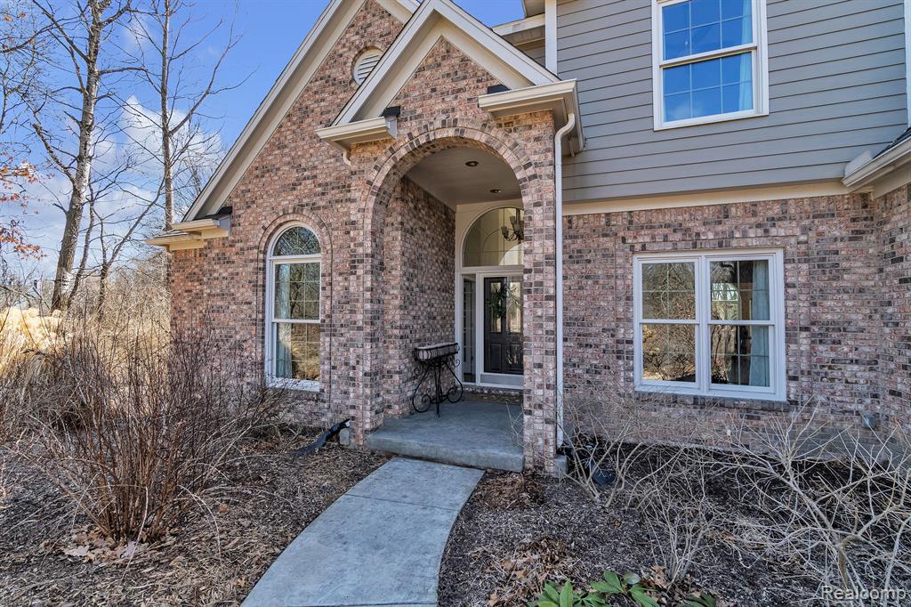 4788 WINDSWEPT Drive, Milford, MI 48380 — Photo 2