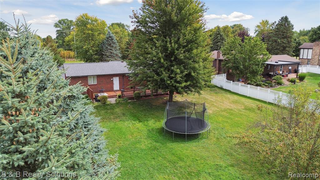 54675 Romeo Plank Road, Macomb, MI 48042 — Photo 49