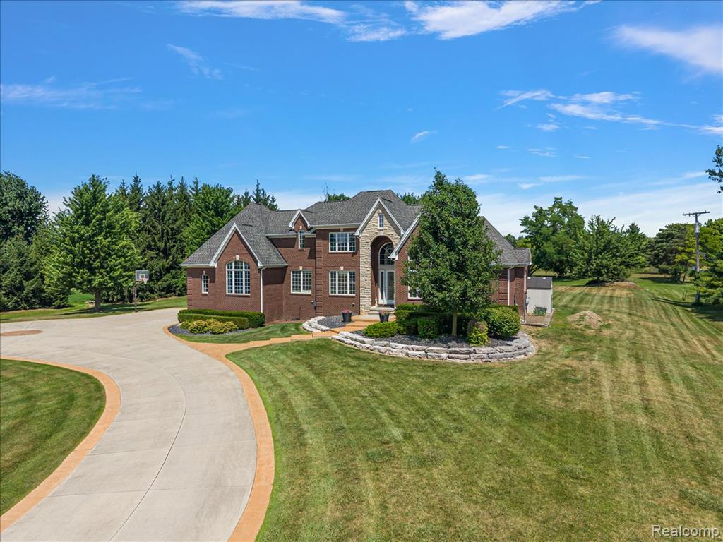 21901 31 Mile Road, Ray, MI