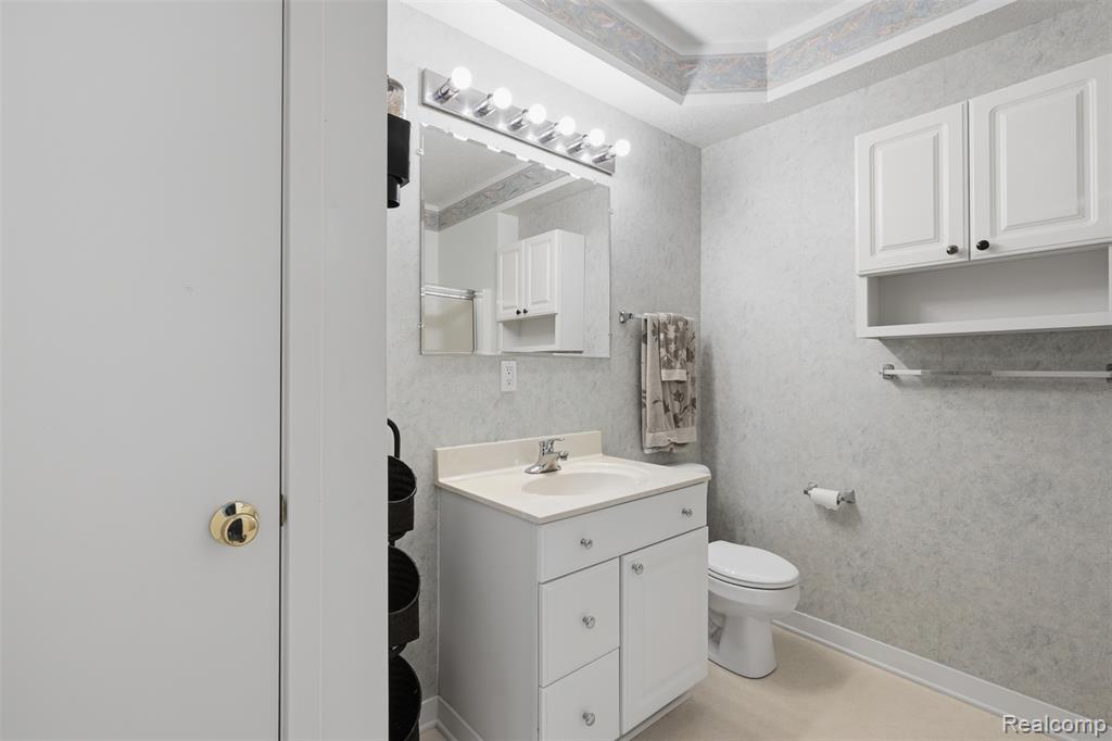 13158 Wood Road, Bath, MI 48808 — Photo 39