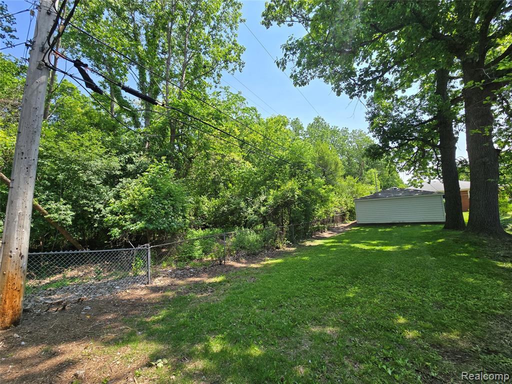 7621 N Wildwood Street, Westland, MI — Photo 40