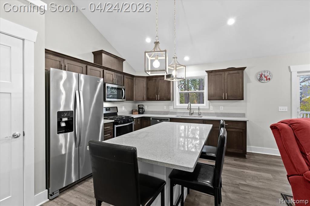 5860 Scenic Bluff Drive, Brighton, MI 48116 — Photo 8