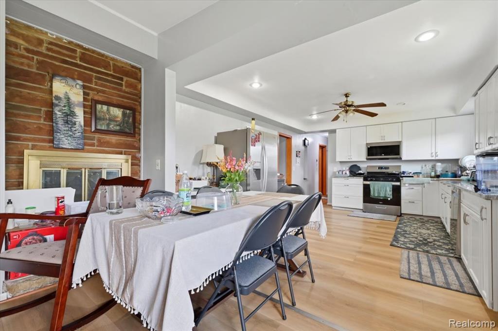 8565 POTOMAC Street, Center Line, MI 48015 — Photo 18
