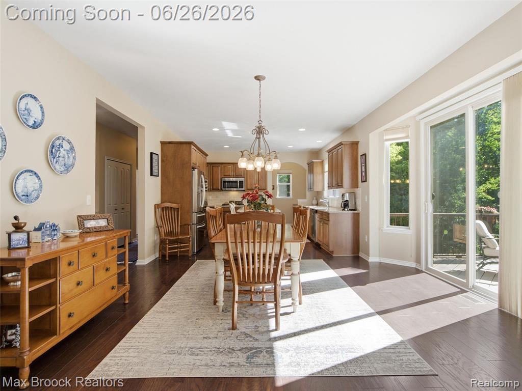 583 Birchcrest Court, Oakland, MI — Photo 6