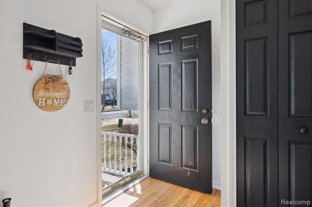 814 MEADOWLARK Lane, Howell, MI 48843 — Photo 6
