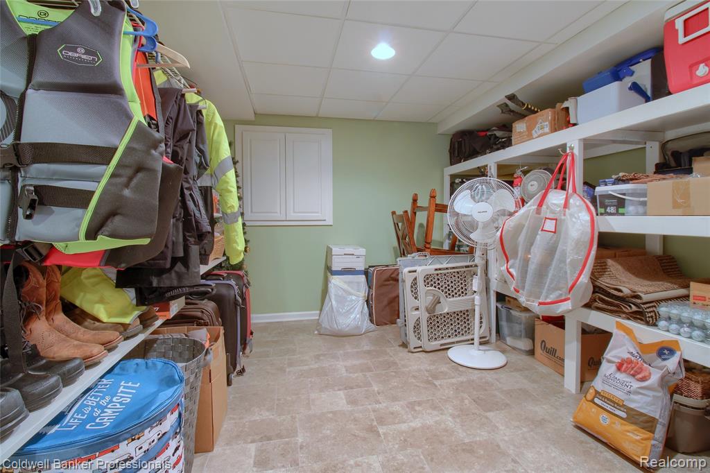 7749 Dover Drive, Ypsilanti, MI 48197 — Photo 30
