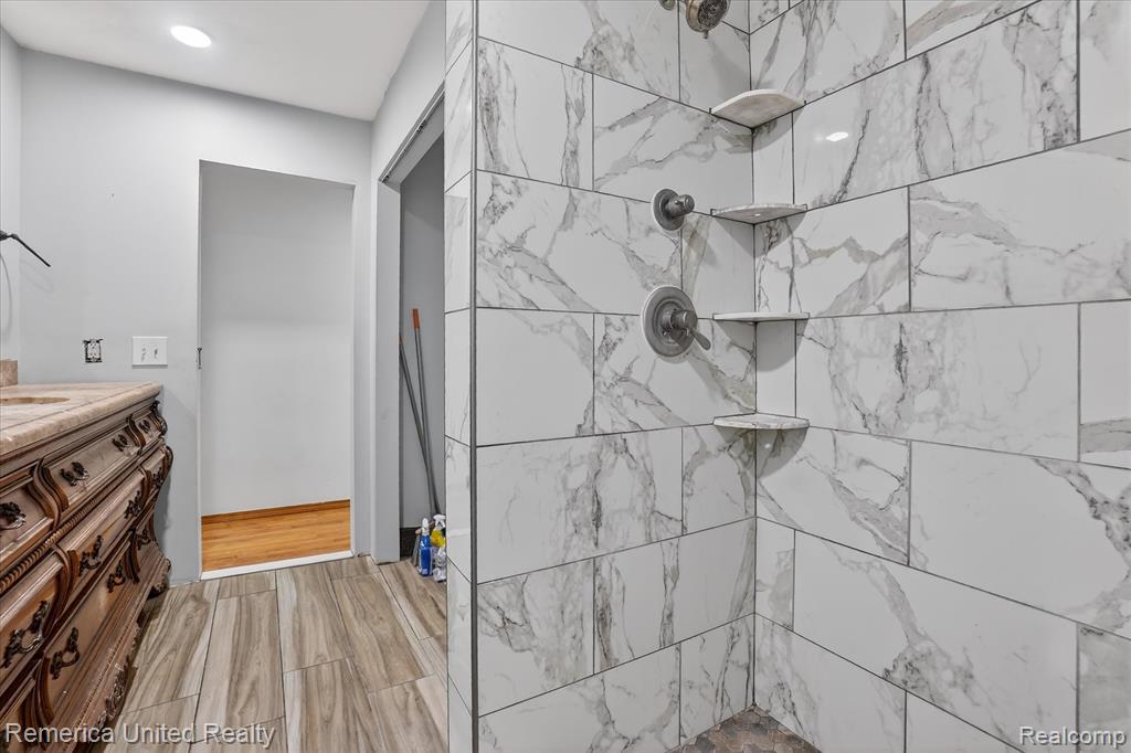 2347 Houser Road, Holly, MI 48442 — Photo 24