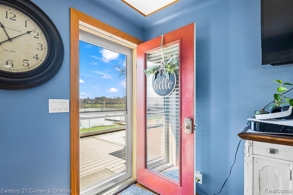 417 CHICAGO Drive, Howell, MI 48843 — Photo 15