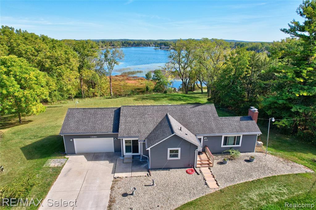 15451 Whitaker Road, Linden, MI 48451 — Photo 2
