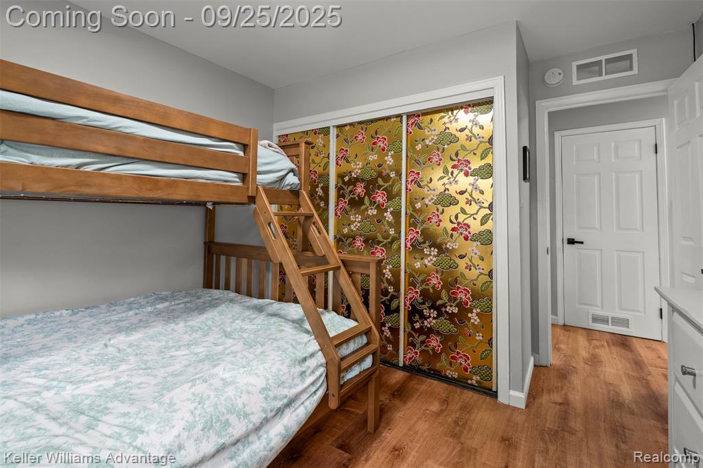 15858 Kirkshire Avenue, Beverly Hills, MI 48025 — Photo 13