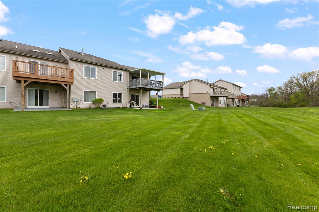 11000 Hayes Street, Grand Blanc, MI 48439 — Photo 10