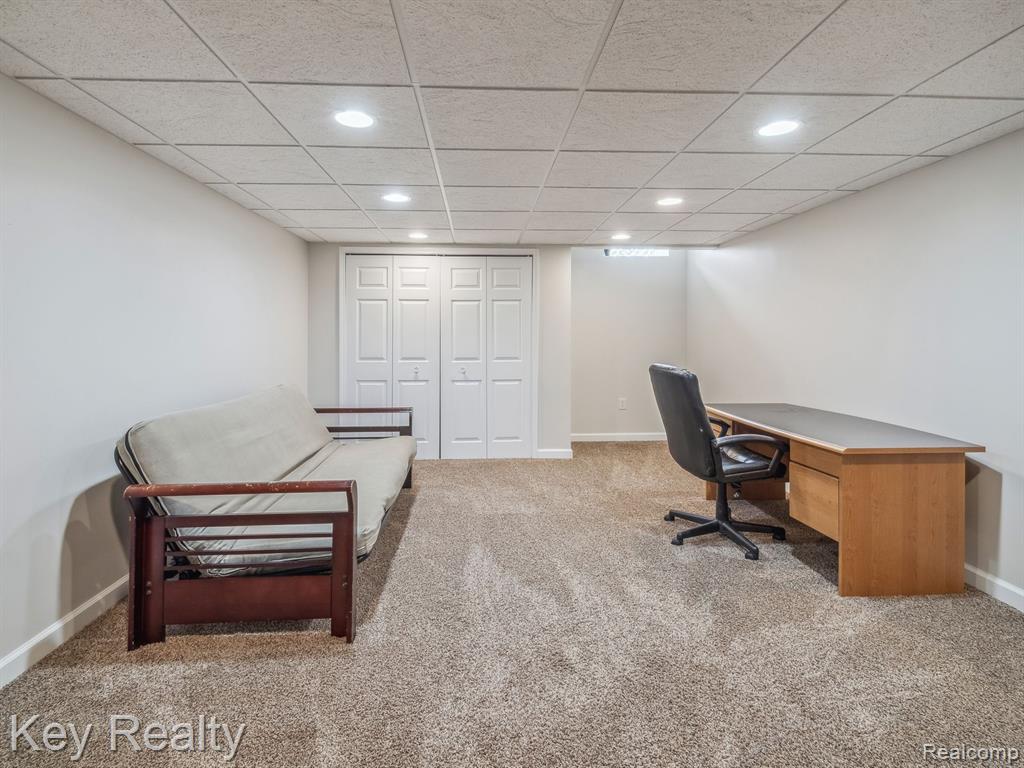 50424 LIVINGSTON Drive, Northville, MI 48168 — Photo 31