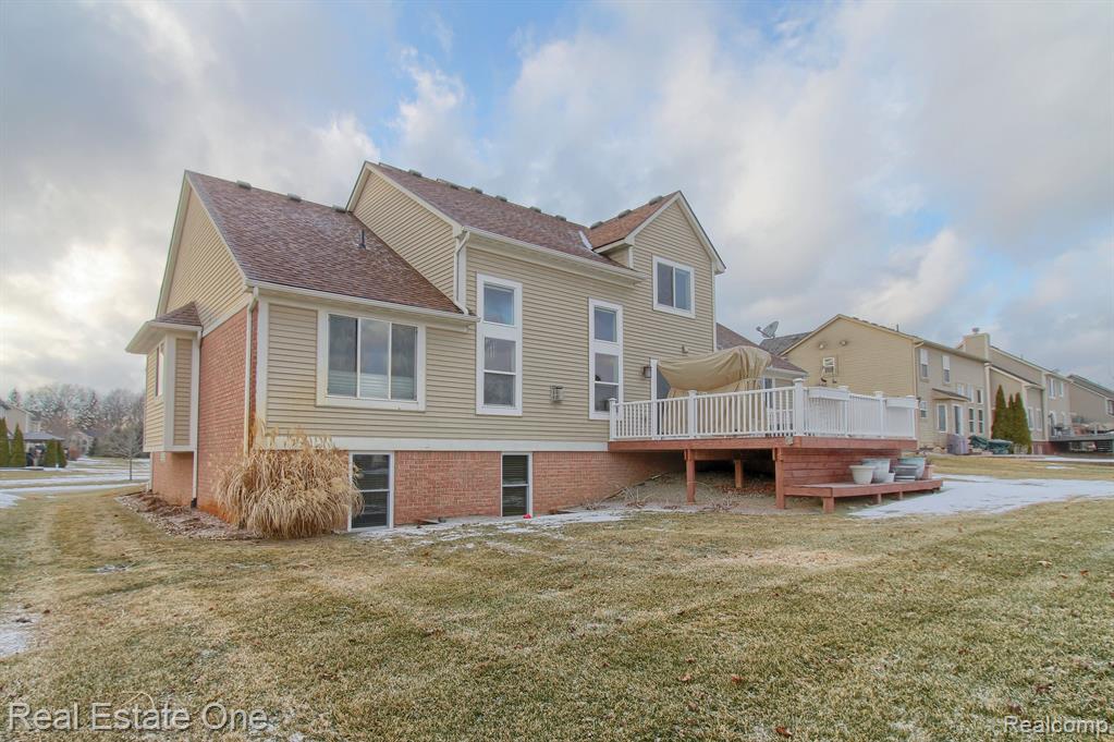29924 MAGNOLIA Drive, New Hudson, MI 48165 — Photo 37
