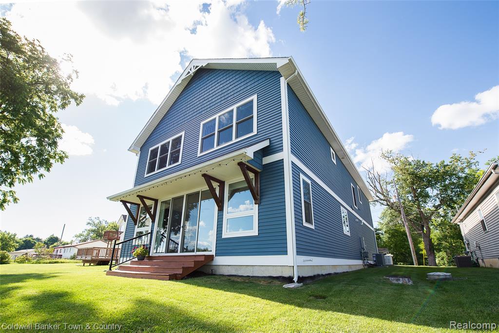 11634 Island Court, Hartland, MI 48353 — Photo 2