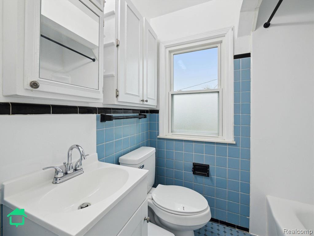 4493 17th Street, Wyandotte, MI 48192 — Photo 15