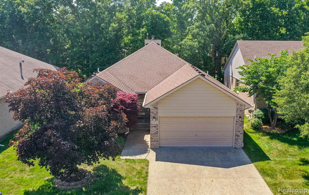 43221 Pointe Drive, 57, Clinton Twp, MI 48038 — Photo 43