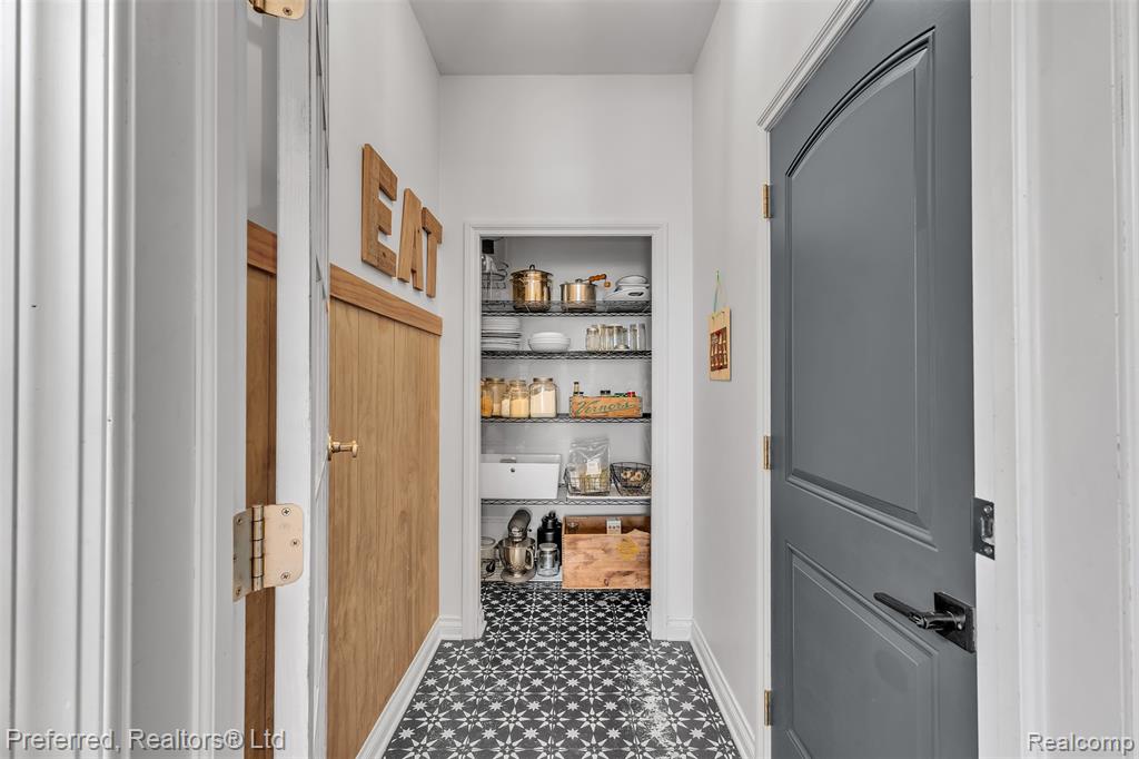 50026 Jackson Lane, Canton, MI 48188 — Photo 27