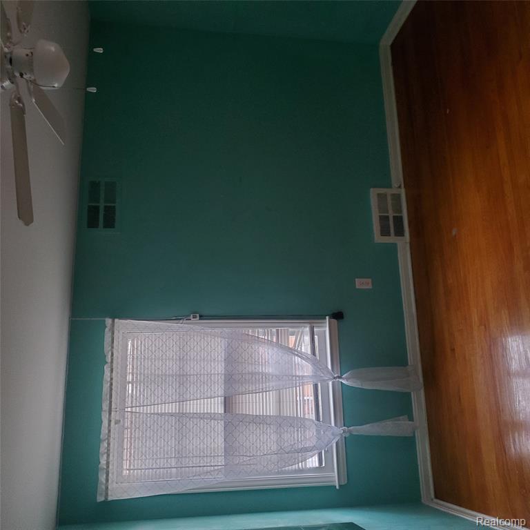 16214 Shaftsbury Avenue, Detroit, MI 48219 — Photo 33