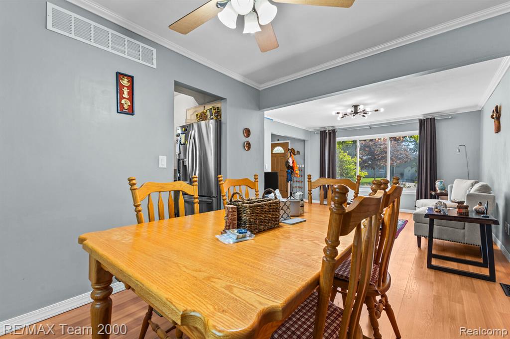 7485 Pointe Drive, Canton, MI 48187 — Photo 8
