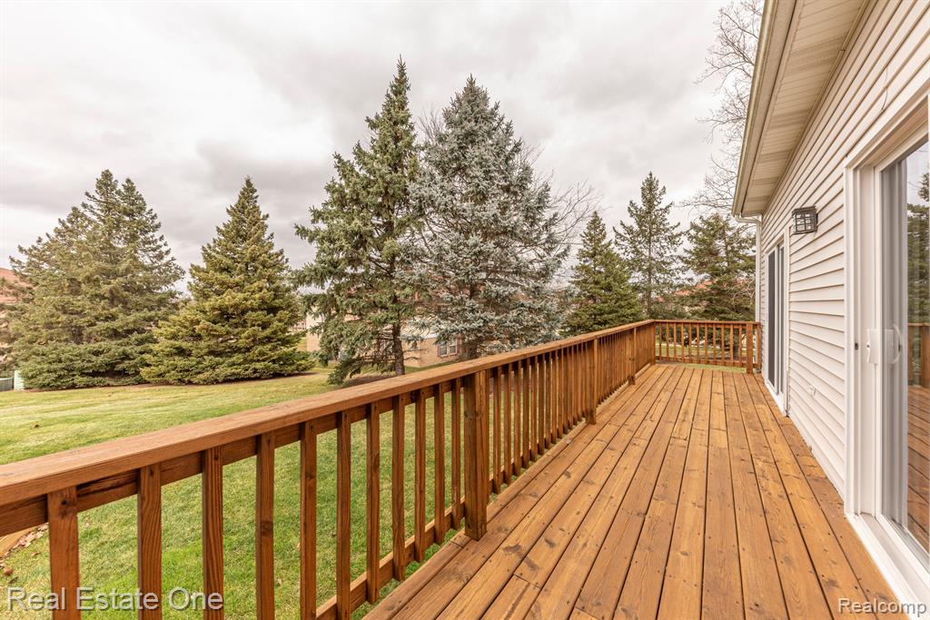 61024 Evergreen Court, 23, South Lyon, MI 48178 — Photo 42