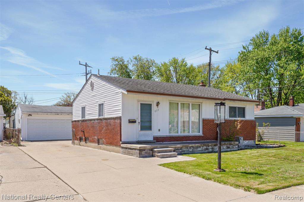 822 Bernie Lane, Madison Heights, MI 48071 — Photo 30