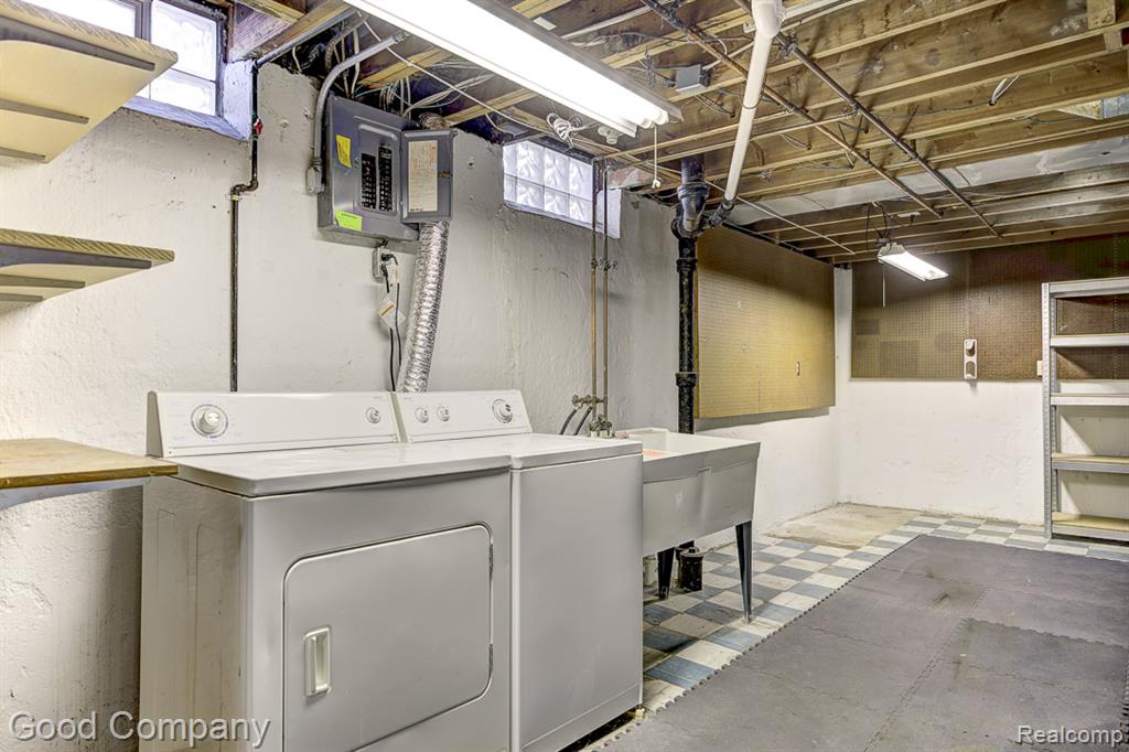 31160 E Rutland Street, Beverly Hills, MI 48025 — Photo 34