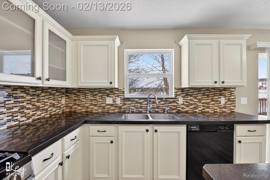 8729 Boxelder Lane, Dexter, MI 48130 — Photo 22