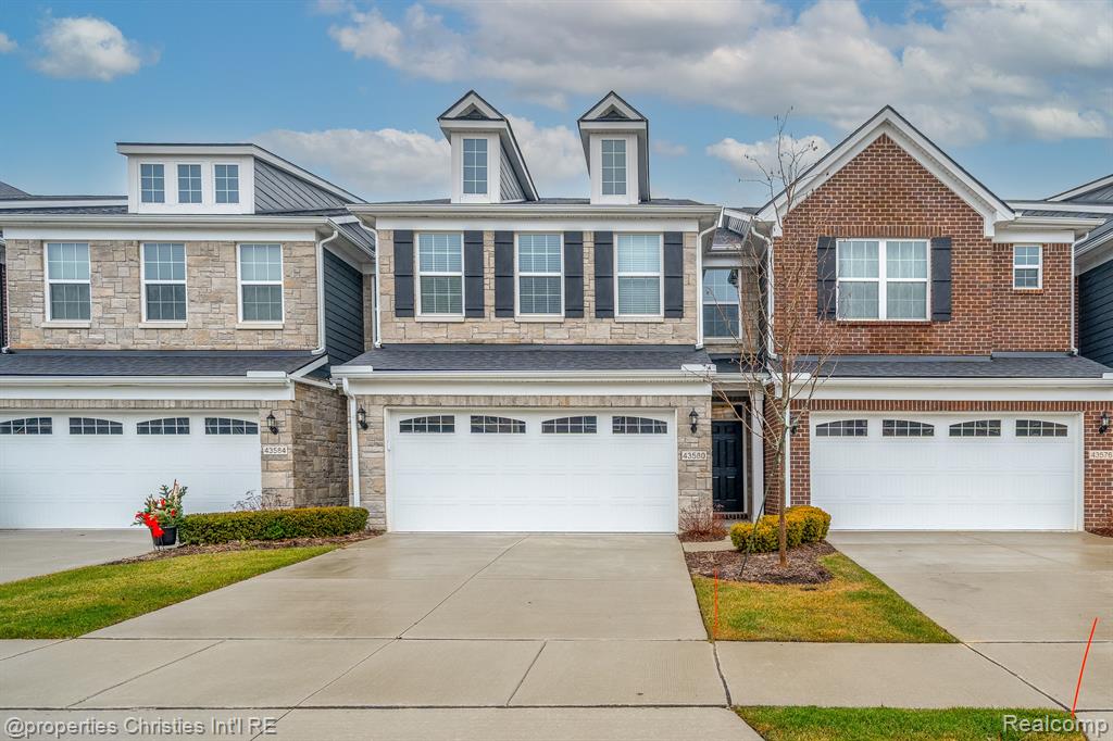 43580 PROSPECT, Novi, MI — front exterior